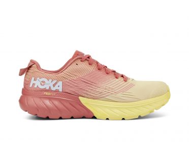 Hoka One One Mach 3 hardloopschoenen roze/geel dames