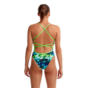 funkita-badpak-strapped-in-achterkant.jpg